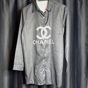 Men’s Charcoal Button-Up Shirt with Logo size small